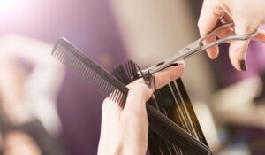 In-Home Senior Hairdresser Toronto