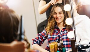 In-Home Senior Hairdresser Toronto