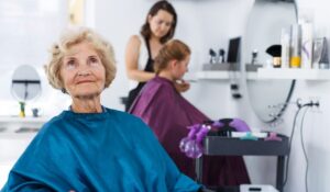 Toronto Senior Hairstyling Services