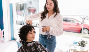 Toronto Senior Hairstyling Services
