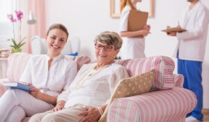 Senior Haircutting At Home Toronto